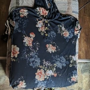 Maurice's long sleeve with hood